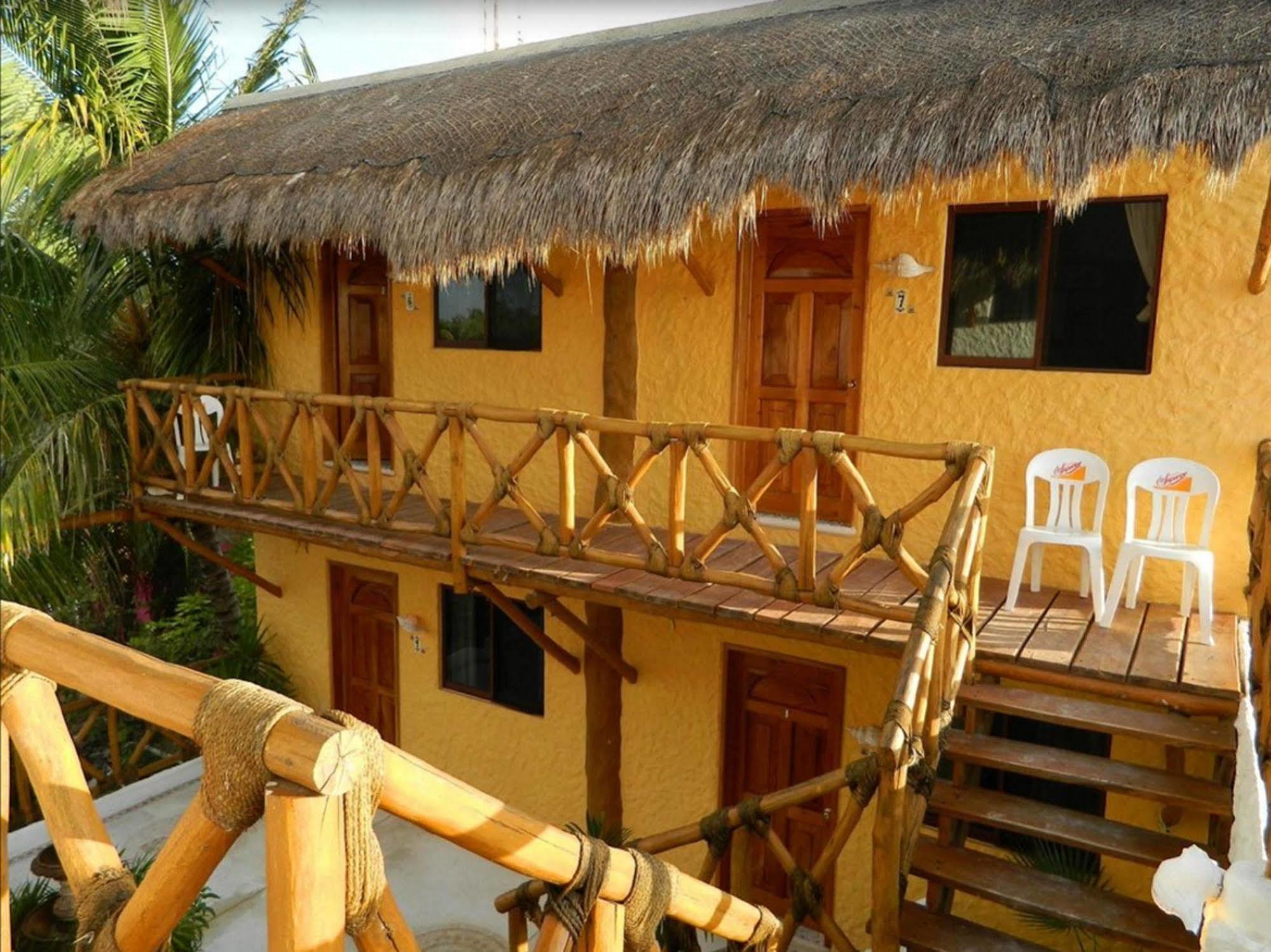 Hotel Casa Lupita Isla Holbox Exteriör bild